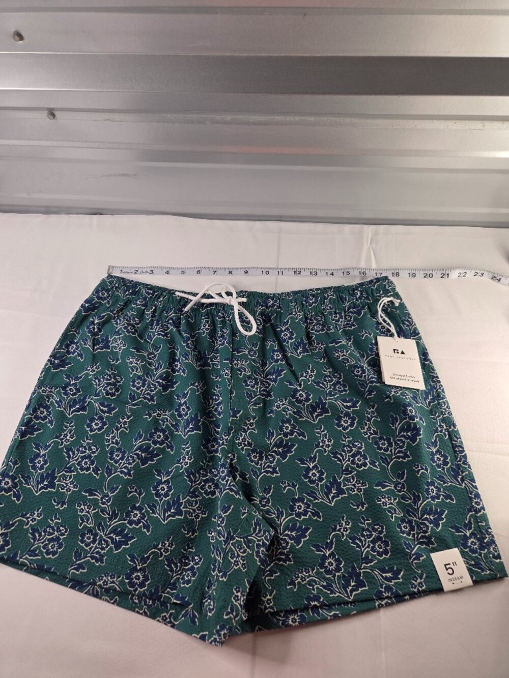 Free Assembly Men's Seersucker Swim Trunks‎ Size L Swim Shorts NWT